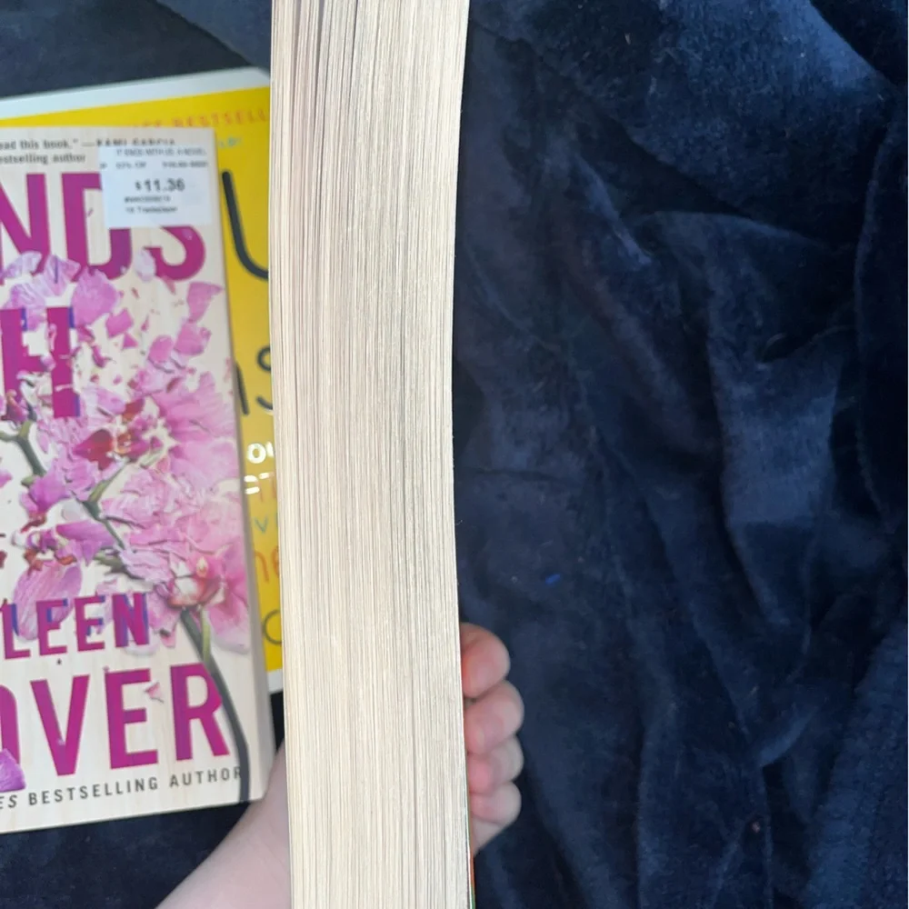 Book Bundle - Picture 8 of 11
